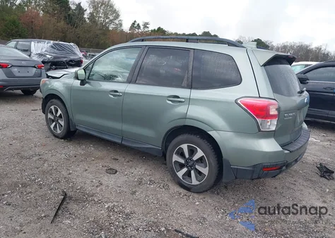 2017 Subaru Forester 2.5I Premium z USA, uszkodzony, nr VIN JF2SJAECXHH549959